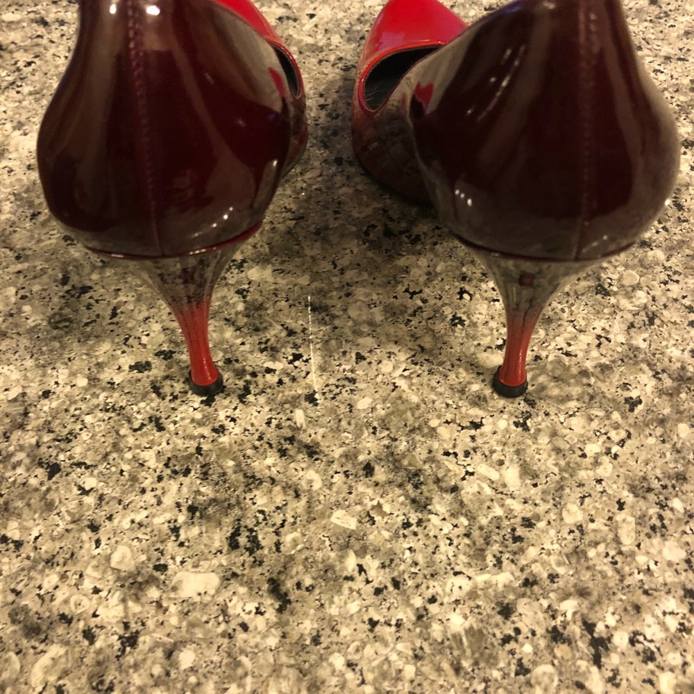 Red 2 Tone Stuart Weitzman high heel pumps - Picture 3 of 4